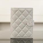 Chanel 25K 여권지갑