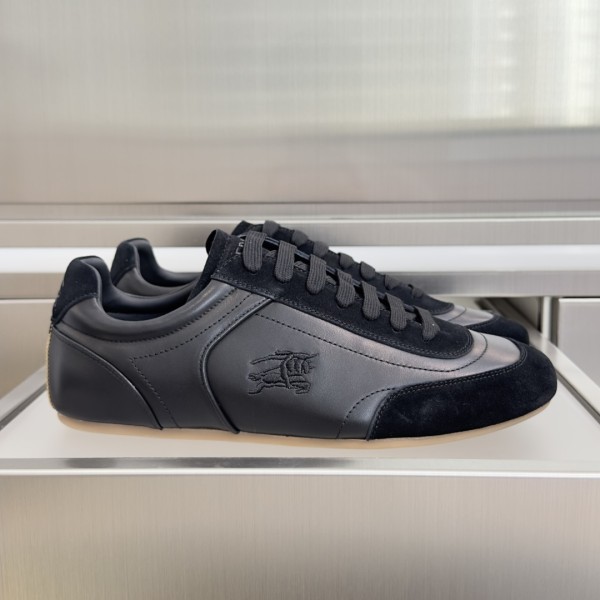 Burberry 버버리 Knight Runner