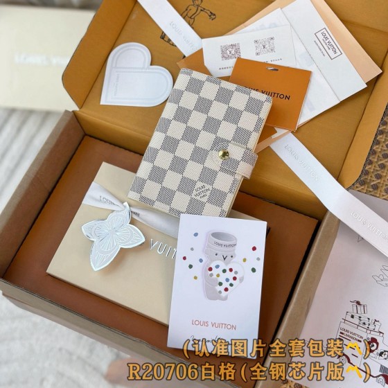 LV 루이비통 Monogram