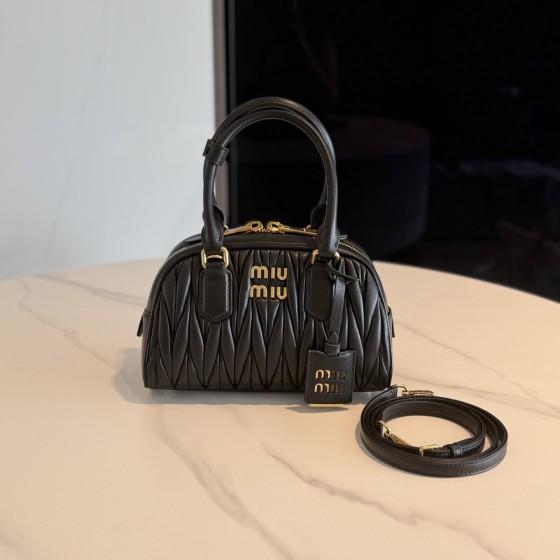 Miu Miu 미우미우 Arcadie Matelassé