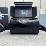 Prada 프라다 Boston