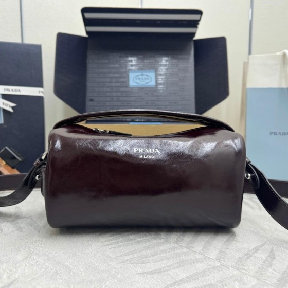Prada 프라다 Boston