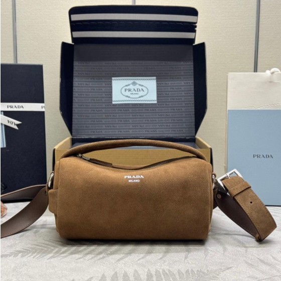 Prada 프라다 Boston