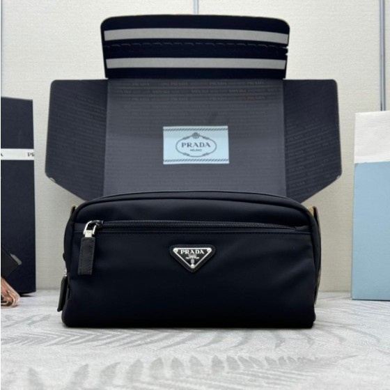 Prada 프라다 Re-Nylon 파우치