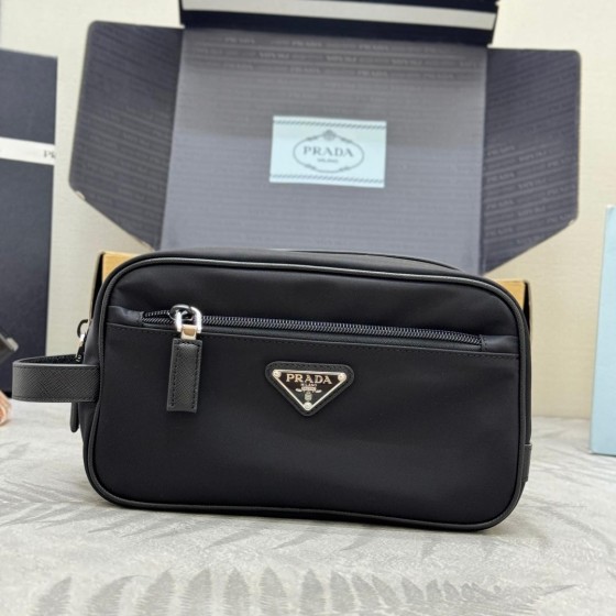 Prada 프라다 Re-Nylon 파우치