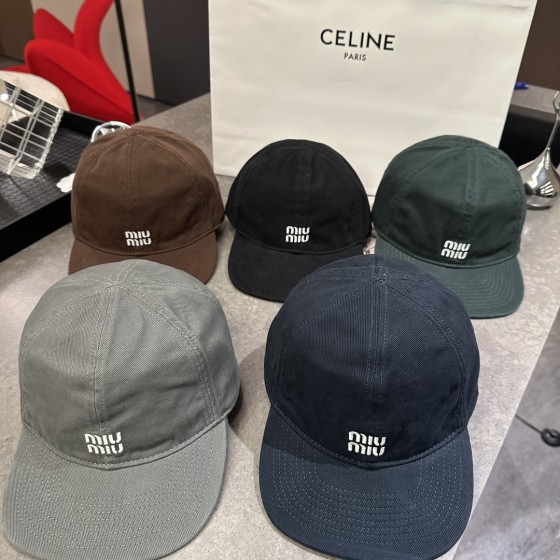 MiuMiu 미우미우 캡