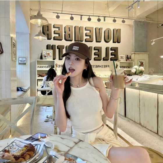 MiuMiu 미우미우 캡