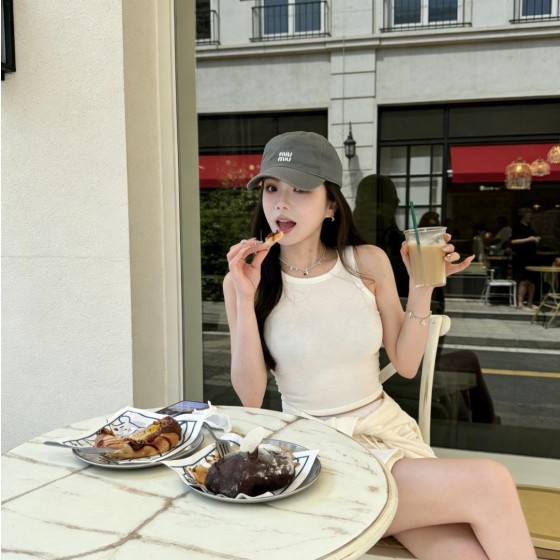 MiuMiu 미우미우 캡
