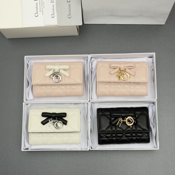 Dior 디올 Lady Freesia
