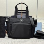 Prada 프라다 Re-Nylon 마미백(Large)