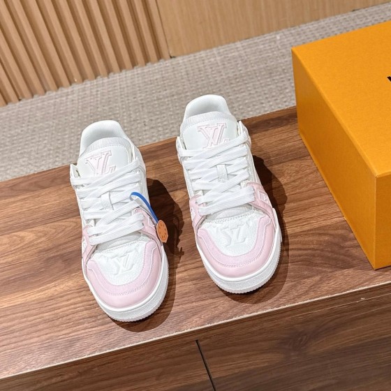LV 루이비통 Trainer