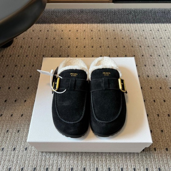 Prada 프라다