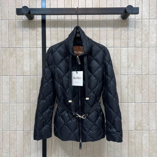 Maxmara 막스마라 패딩(화이트 구스)