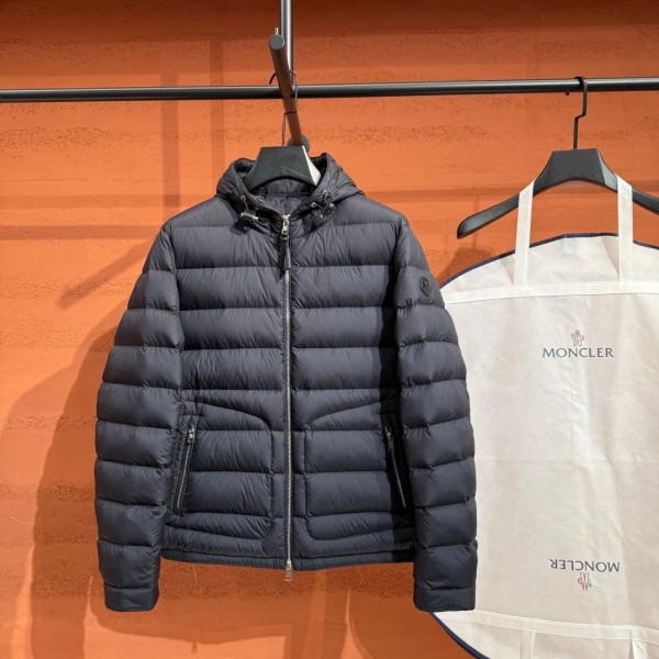 Moncler 몽클레르 패딩 (95덕다운)