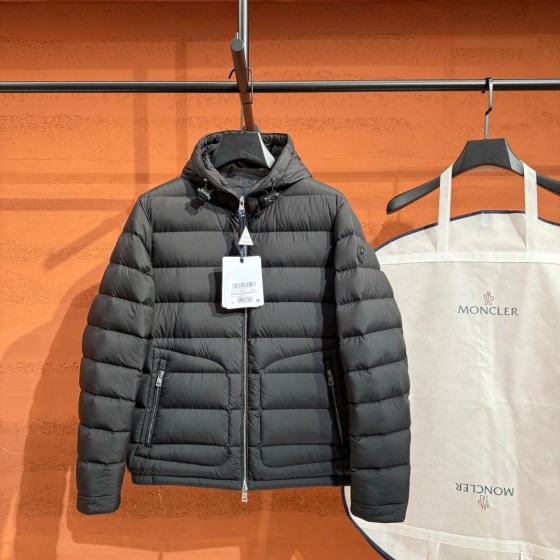 Moncler 몽클레르 패딩 (95덕다운)