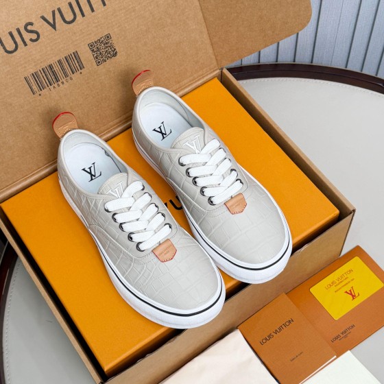 LV 루이비통 스니커즈