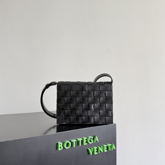 Bottega Veneta 보테가 베네타 Orto Messenger