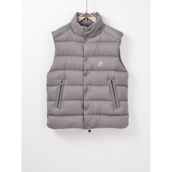 Moncler 몽클레르 Tibb (90구스)