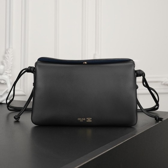Celine 셀린느 TRIOMPHE Flap