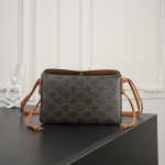 Celine 셀린느 TRIOMPHE Flap