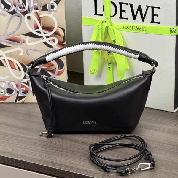 Loewe 로에베 Cala