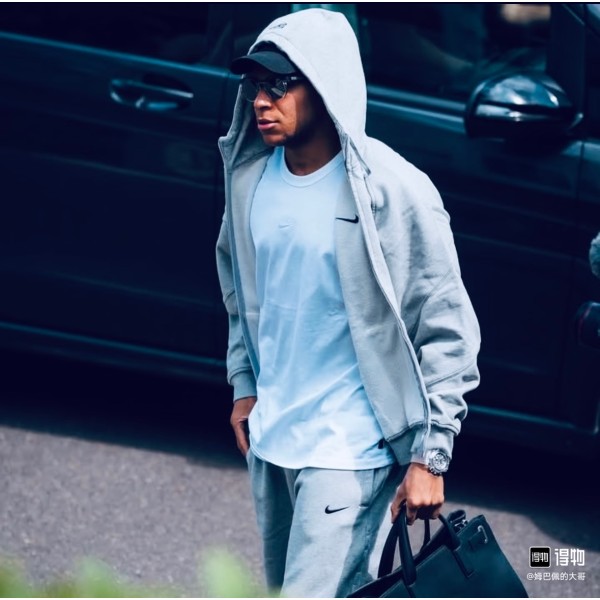SUPREME X NIKE SWEATSHIRT(세트)(음바페 착용)