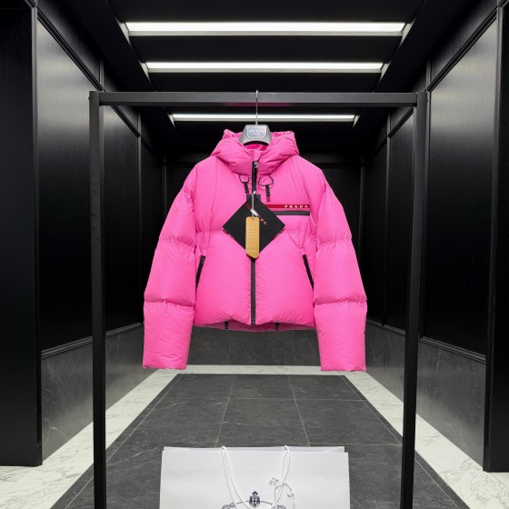 Prada 프라다 linea rossa(95구스)