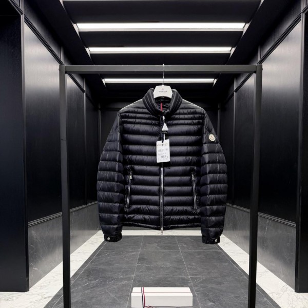 Moncler 몽클레어 Arnique